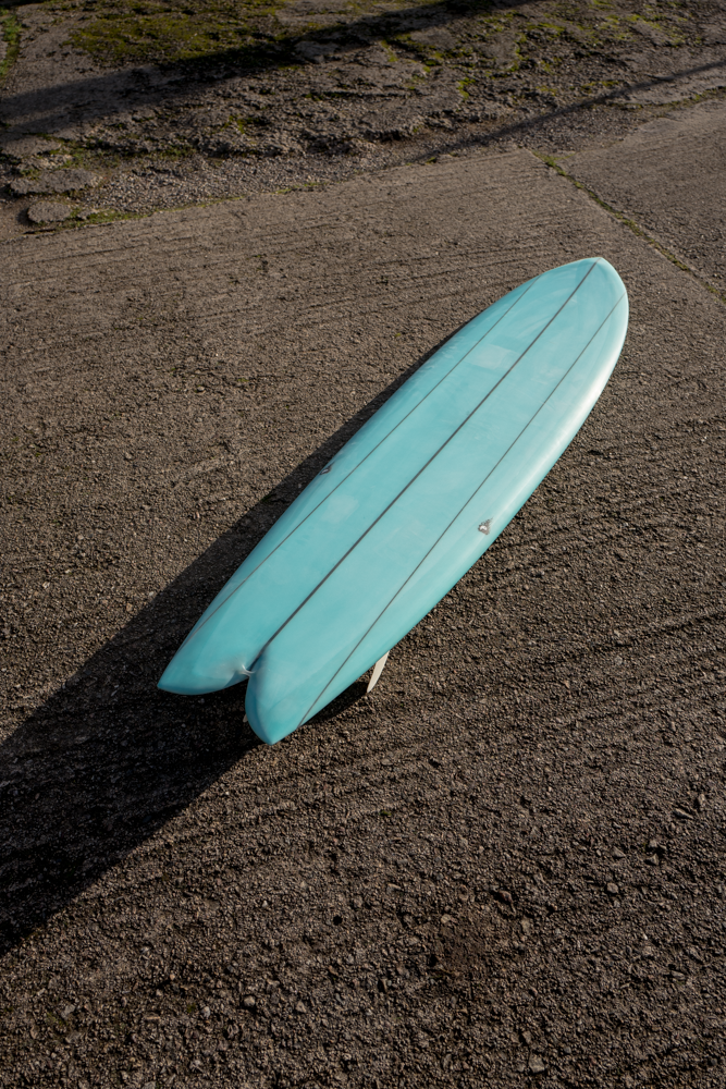 MINI MEGA (FISH SIMMONS) 8'6 x 22 x 3 – BOS SURFBOARDS